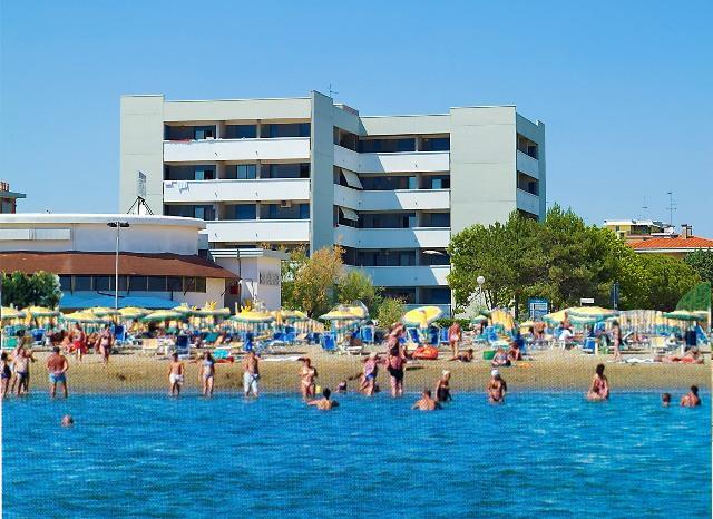 Condominio Columbus 비비오네 외부 사진